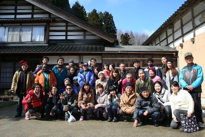 能登スタディツアーで地元の人たちと交流